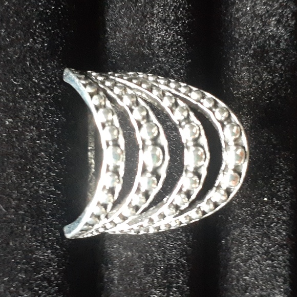 Crown and Cape Stacking Ring Set - Picture 4 of 4